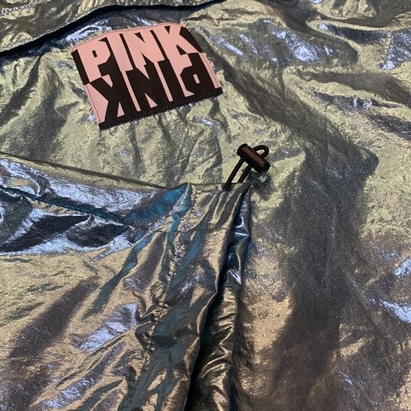 PINK Victoria’s Secret Foil Iridescent Pullover Jacket Light Blue XS/S N… - Picture 12 of 13